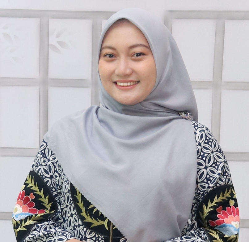 Indri Aulia Rifni, S.Tr.Keb, M.Tr.Keb